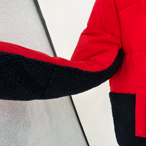 Tommy Hilfiger Mixed Media Colorblock ‘Red/Black’ Puffer Jacket Woman’s Size L - Picture 7 of 8